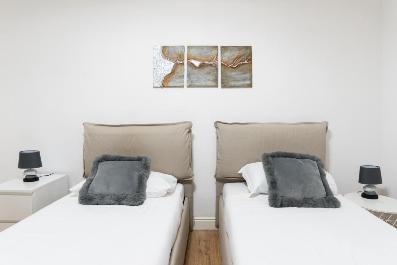 Tiber Majesty 25 Piazza Del Popolo Apartment Roma Ngoại thất bức ảnh